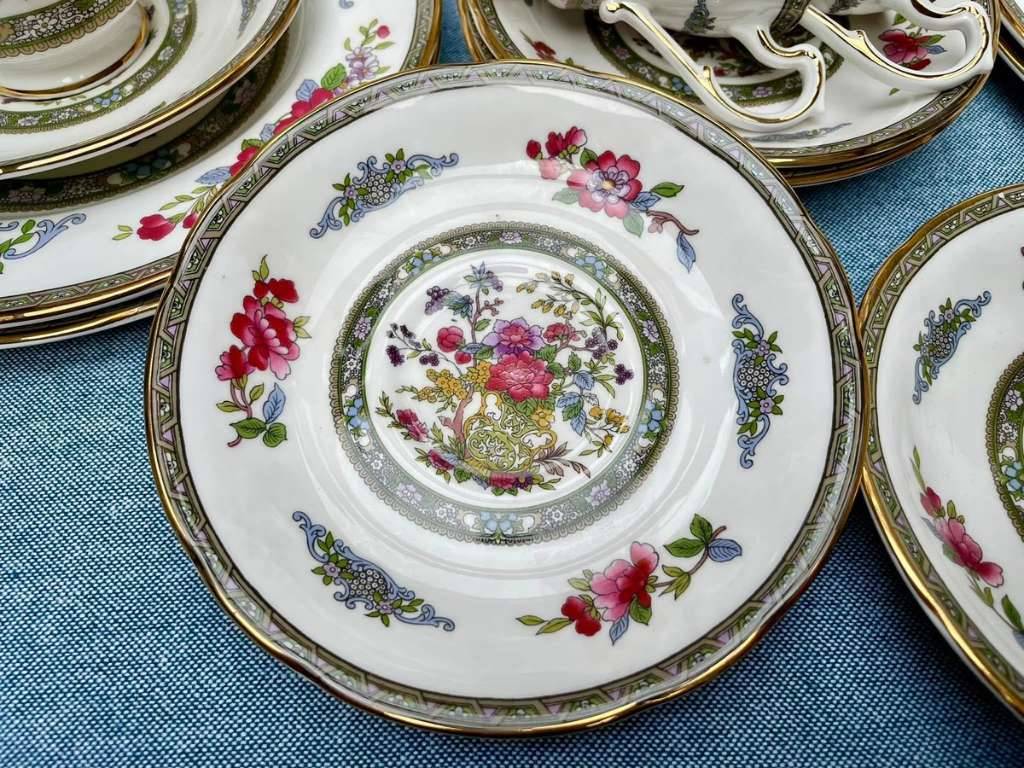 Paragon "Tree of Kashmir" tea set