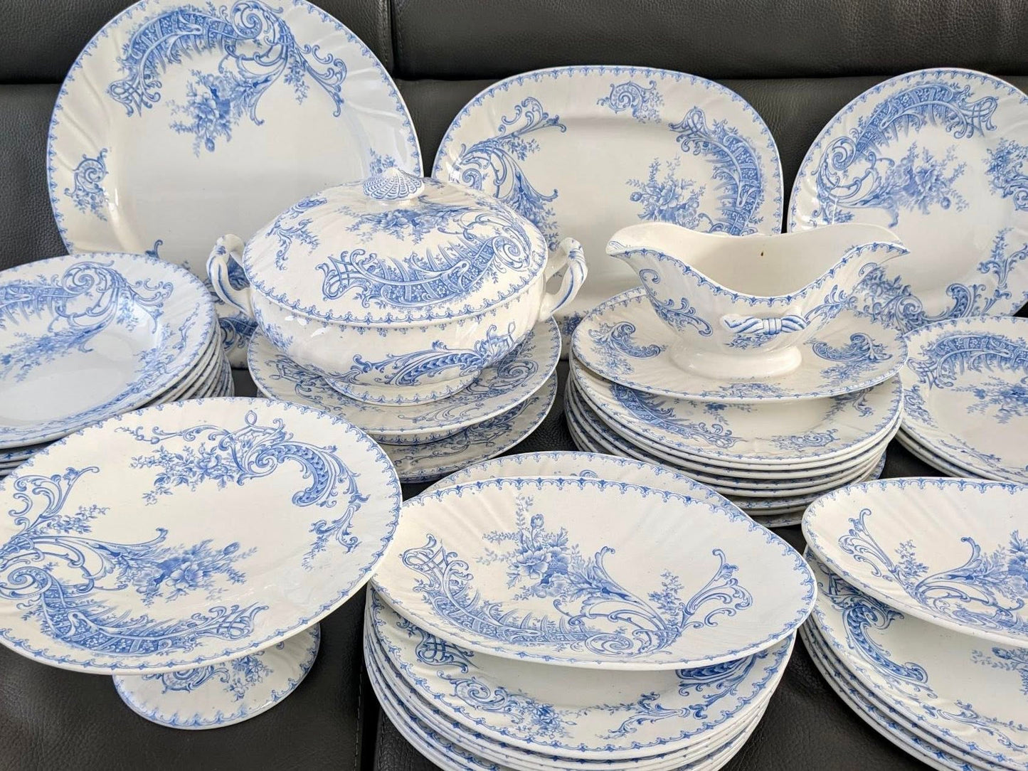 Boch Frères Keramis “Madeleine" tableware for 10