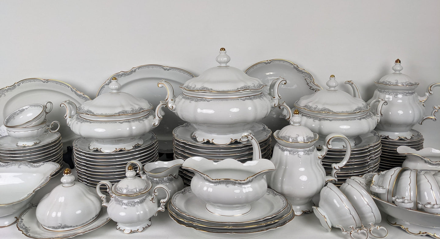 Hutschenreuther dinner set – Sylvia  gold rim.
